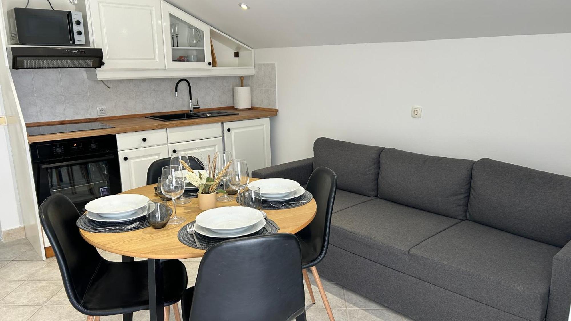 Apartments Boris Smokvica  Екстер'єр фото